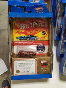 lot 2619 image: Lot of 5 Hot Wheels Authentic Commemorative Replicas