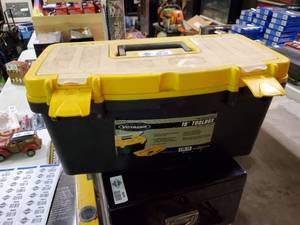 lot 2640 image: Voyager 19 Toolbox w Contents