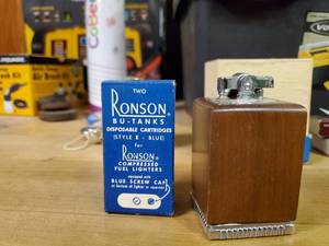 lot 2645 image: Bronson Vintage Butane Lighter