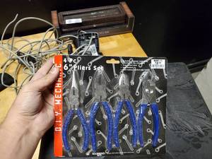 lot 2661 image: 4-Piece Plier Set