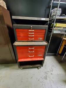 lot 2675 image: Lumidor Toolbox with Lots of Tools