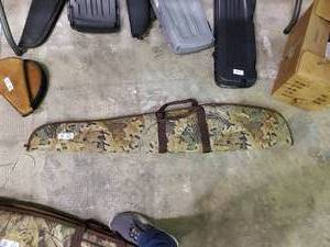 lot 2716 image: Camo Long Gun Soft Shell Case