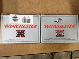 lot 2210 image: 2 Boxes Winchester 12 Gauge 00 Buck Shotgun Shells