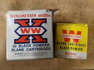 lot 2211 image: Box Winchester 32 Smith and Wesson Black Powder Blanks