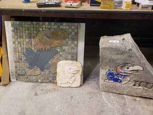 lot 2257 image: Lot of 3 KU Jayhawks Outdoor Decor