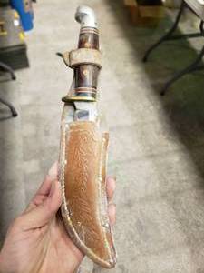 lot 2314 image: Made in USA Western Knife and Sheath