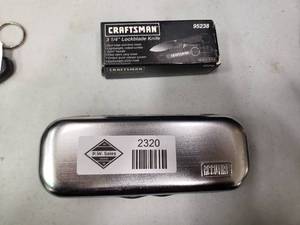 lot 2320 image: Craftsman Pocket Knife and Tire Pressure Gauge