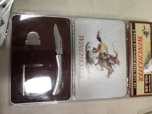 lot 2355 image: Winchester 3-Piece Stainless Steel Gift Set