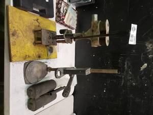 lot 2372 image: 2 Reloading Presses