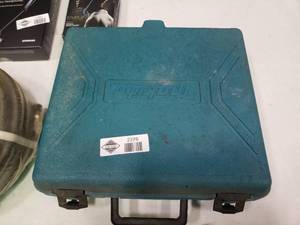 lot 2376 image: Makita Cordless Drill in Case with 2 Batteries