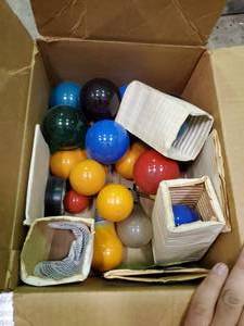lot 2401 image: Box of Various Color Light Bulbs