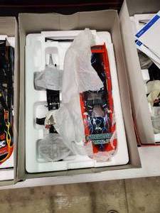 lot 2440 image: Mac Tools Gator Nationals Die Cast Drag Car