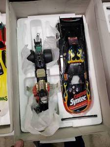 lot 2441 image: Mac Tools Collectors Club Mustang Die Cast Drag Car