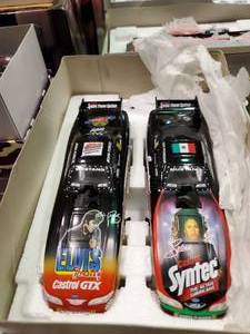 lot 2447 image: 2 Mac Tools Motor Sports Die Cast Drag Cars