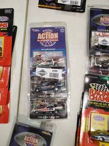lot 2489 image: Lot of 3 Action Lighting Series John Force Die Cast Cars
