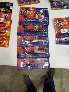 lot 2499 image: Lot of 5 Winners Circle Die Cast Dragsters