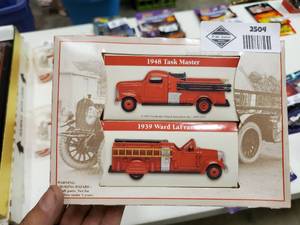 lot 2504 image: 1948 Task Master and 1939 Ward LaFrance Model Firetrucks
