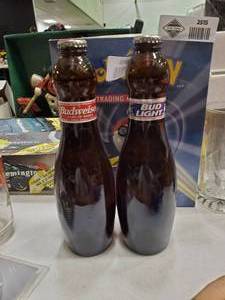lot 2516 image: Lot of 2 Bowling Pin Beer Bottles