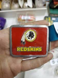 lot 2523 image: NFL Redskins Belt Buckle