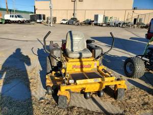 lot 6 image: HUSTLER FASTRAK zero turn riding lawn mower-Model 926501
