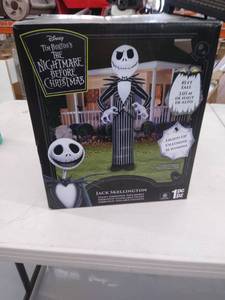 lot 3908 image: Halloween Giant Disney Jack Skellington Airblown