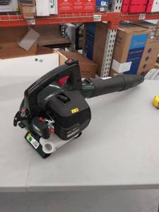 lot 3961 image: Bolens BL125 400cfm 180mph leaf blower- missing fuel cap