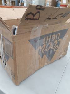 lot 4268 image: box of miscellaneous items