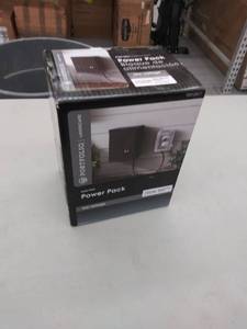 lot 4304 image: Portfolio 200-Watt 12-Volt Multi-Tap Transformer Landscape Lighting Transformer with Digital Timer with Dusk-To-Dawn Sensor