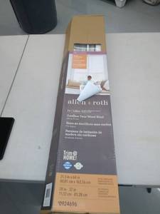 lot 4338 image: Allen and Roth Cordless Faux Wood Blind ( 31.5  x 64 Actual Dimensions ) Not Inspected )