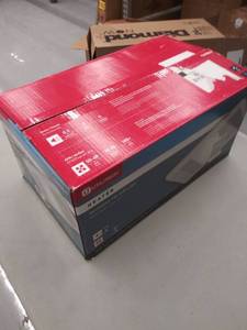 lot 4379 image: Utilitech 1.5-Sone 80-CFM White Bathroom Fan with Heater and Light