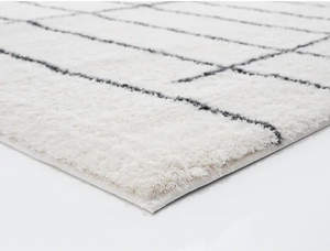 lot 210 image: Carson Carrington Tovasen MicrofiberPolyester Shag Area Rug Retail$351.49