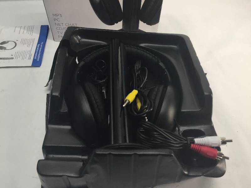 EMATIC Wireless Headphones & Transmitter EH156W | EM Auctions Sale