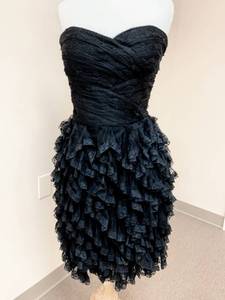 lot 7529 image: Pronovias Size 12 Designer Black Lace Cocktail Dress