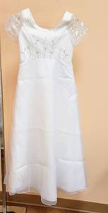lot 7536 image: Demetrios Size 10 Designer White Flower Girl Special Occasion Dress