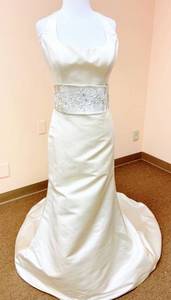 lot 7504 image: 2be Couture Size 10 Ivory and Champagne Designer Bridal Gown