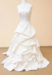 lot 7513 image: Mikaella Size 10 Ivory Bridal Gown