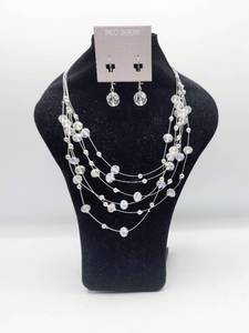 lot 7595 image: Necklace and a Pair of Earrings