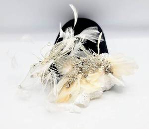 lot 7592 image: 2 White, Silver, Rhinestone and Feathers Bridal Combs Hairpieces