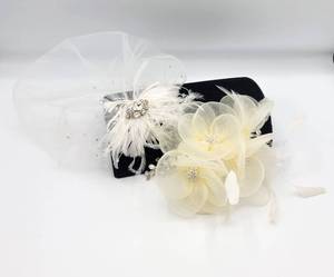 lot 7593 image: 2 Ivory, Rhinestone and Feathers Bridal Combs Hairpieces