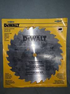 lot 77394 image: DEWALT DW3370 10-Inch 28 Tooth Combination Saw Blade with 58-Inch and Diamond Knockout Arbor Location Shelf 1