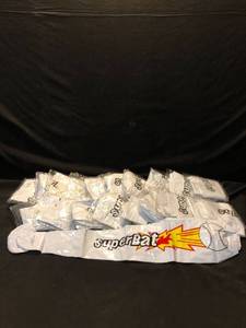 lot 80455 image: Lot of 20 Superbat Blow Up Plastic Baseball Bat Location Shelf 4