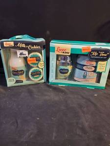 lot 4939 image: Luxe by Mr. Bubble Bath And Body Gift Set