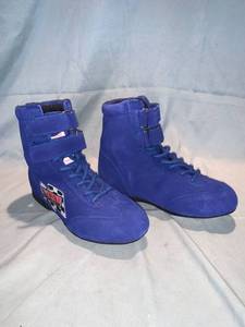 lot 80408 image: G-Force Racing Gear Size 5 Shoes Location Shelf 3
