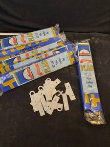 lot 80442 image: Thunderbird Decorative Flags