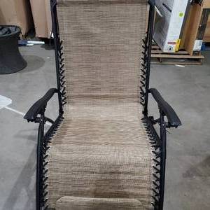 lot 38607 image: Reclining Lounge Chair