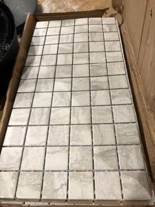 lot 42068 image: American Olean Ceramic Mosaic Tile