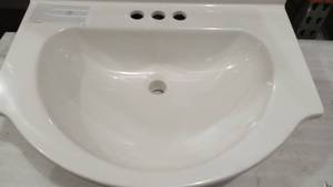 lot 43270 image: White Vanity Sink