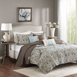 lot 95027 image: Leona Paisley Quilted Coverlet Set (KingCalifornia King) Brown - 6pc