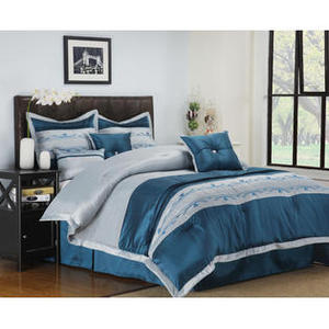 lot 95029 image: Impressions Wrinkle-Resistant 7-Piece Carrington Comforter Set