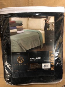 lot 95203 image: Impressions All Season Luxurious 100% Cotton Blanket FullQueen, Burgundy